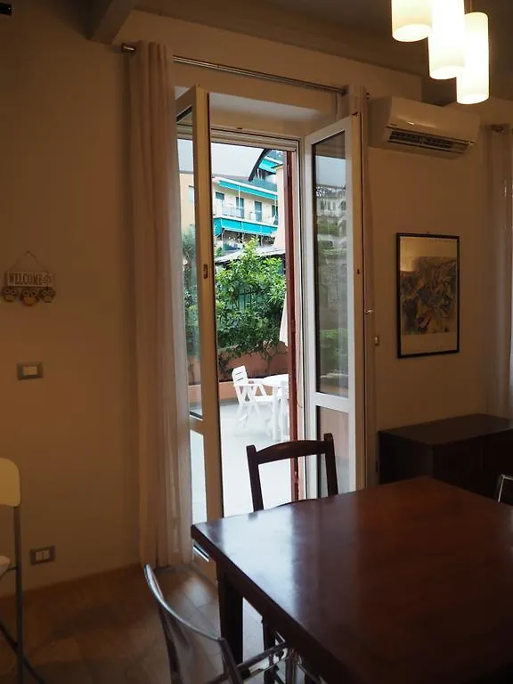 La Casa Di Sturla A Soli 900 Mt Dal Gaslini Janov 0*,